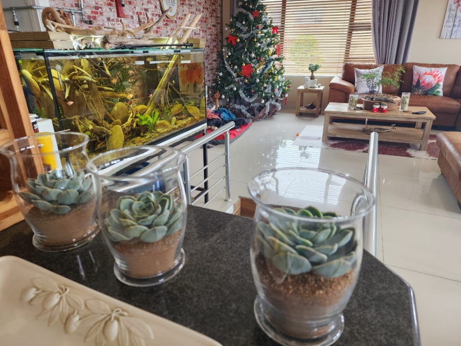3 Bedroom Property for Sale in Winterstrand Eastern Cape